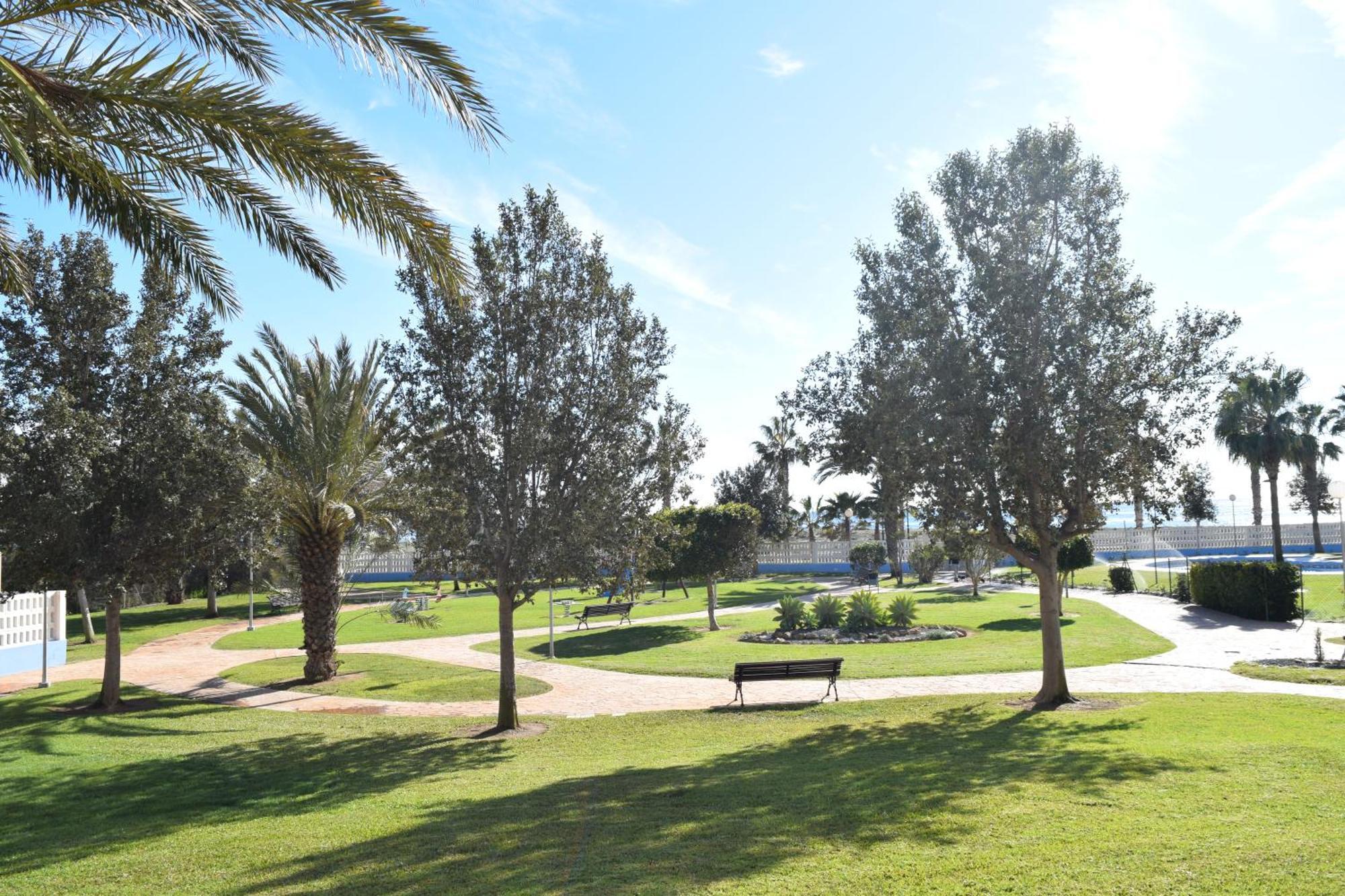Luxurious Spacious Three Bedroom Apartment On Beachfront Almerimar Zewnętrze zdjęcie